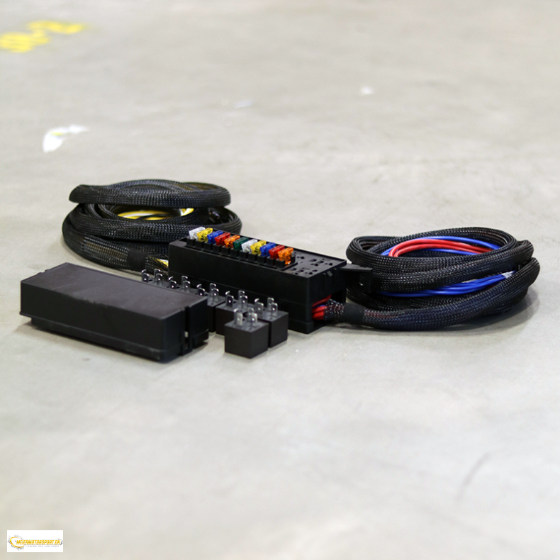 Hurricane Rel� og sikringsboks RB11-W (V�gmontering) 6 rel� + 11 sikringer