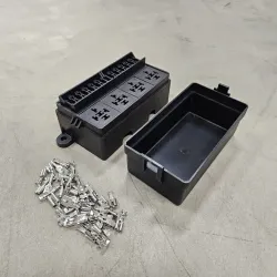 Hurricane Rel� og sikringspanel RB4 (bundmontering) 4 rel� + 10 sikringer