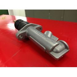 Hovedcylinder 0,7" (girling)