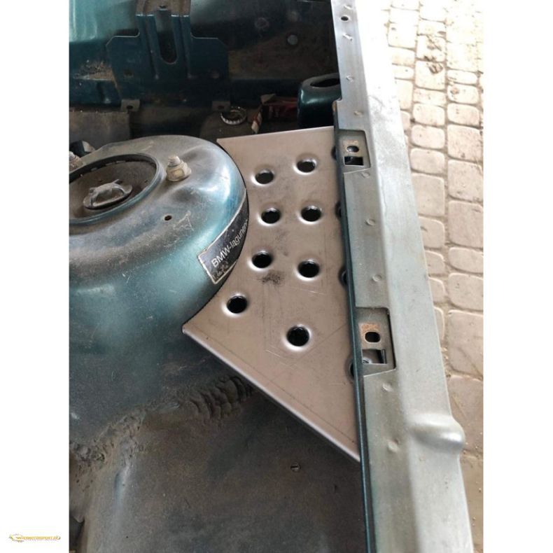 BMW E30 stddmpertrnforstrkning