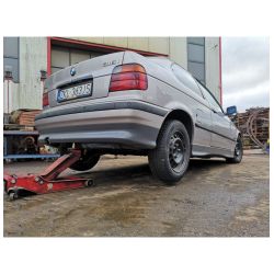 BMW E36 COMPACT Lftepunkt Donkraft